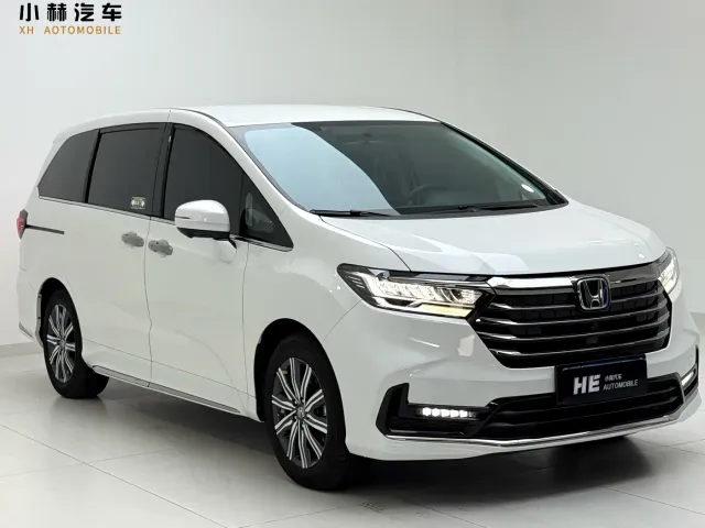 Honda Odyssey — Фото автомобиля 3
