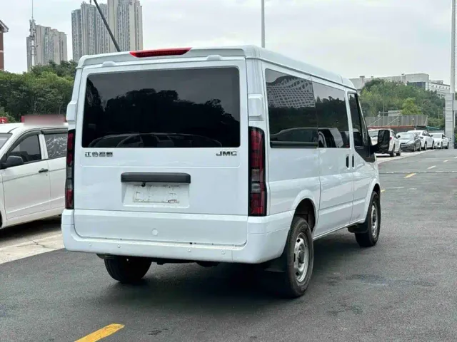 JMC Fushun — Фото автомобиля 9