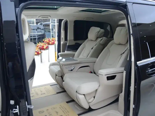 Mercedes-Benz V-Class — Фото автомобиля 5