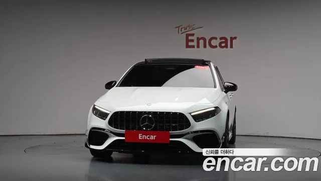 Mercedes-Benz A-Class — Фото автомобиля 3