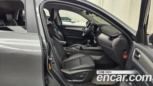 Renault Korea XM3 — Фото автомобиля 16