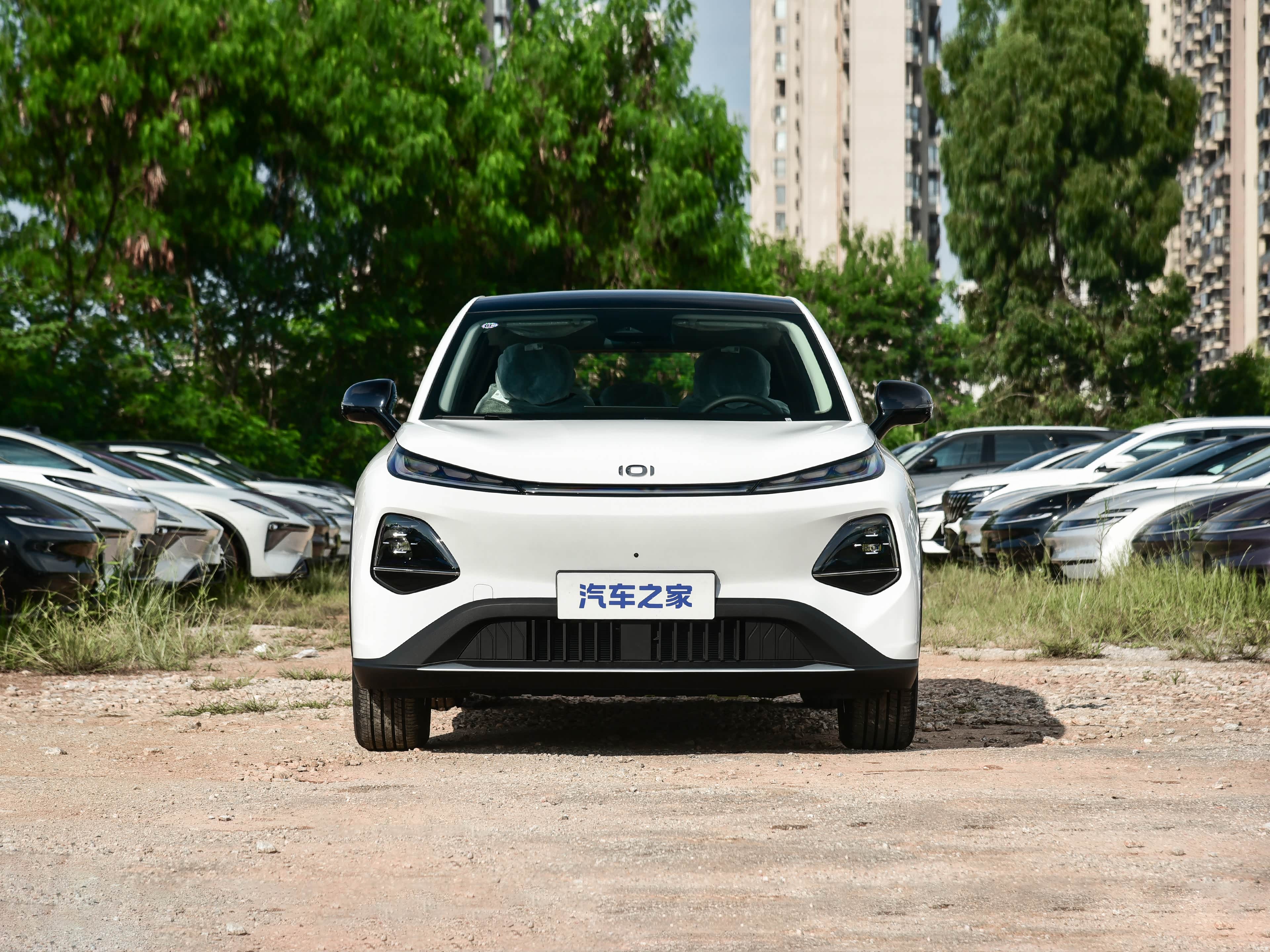 Changan Qiyuan Q05 — Фото автомобиля 4