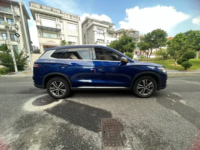 BYD Song Pro — Фото автомобиля 5