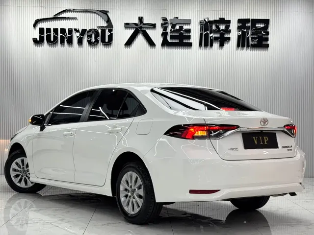Toyota Corolla — Фото автомобиля 6