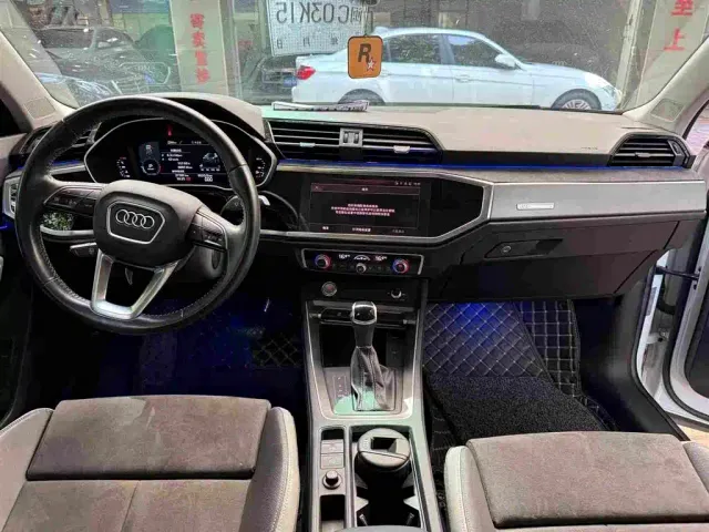 Audi Q3 — Фото автомобиля 7