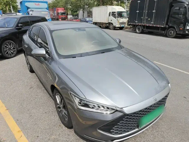 BYD Qin PLUS — Фото автомобиля 3