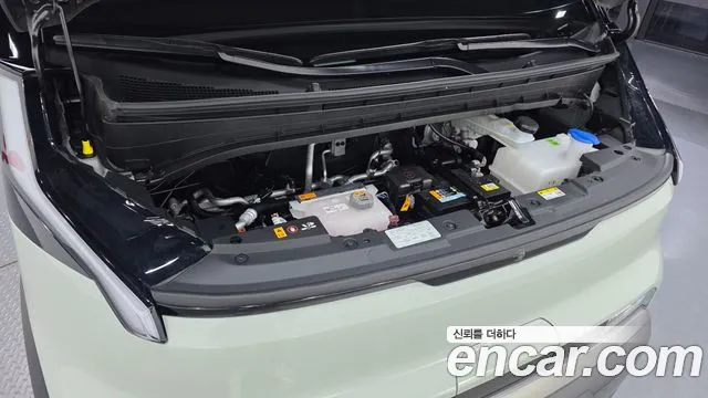 Kia PV5 — Фото автомобиля 9