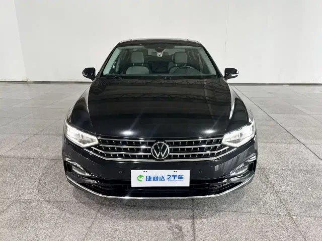 Volkswagen Magotan — Фото автомобиля 4
