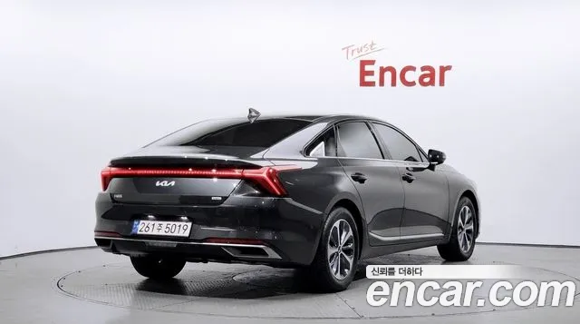 Kia K8 Hybrid — Фото автомобиля 2