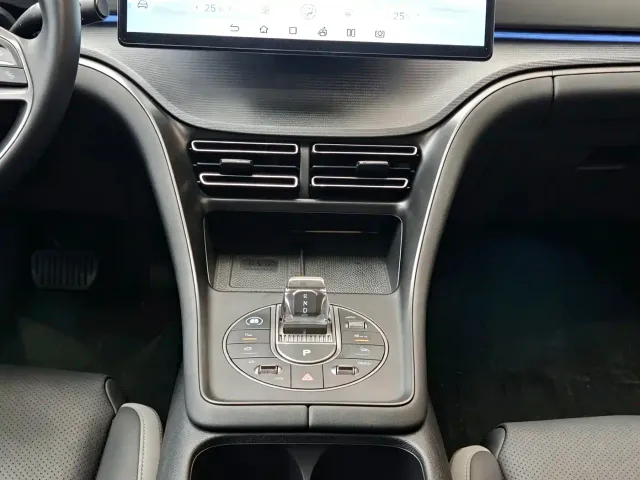 BYD Seal 05 DM-i — Фото автомобиля 14