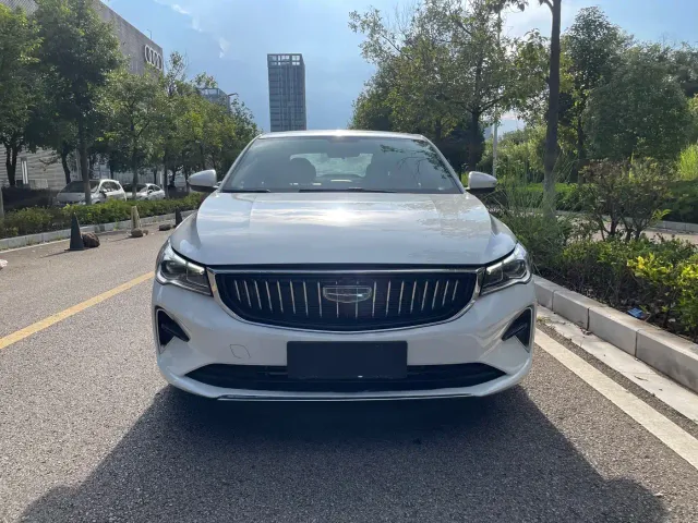 Geely Emgrand — Фото автомобиля 2
