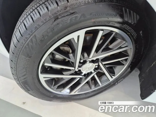 Hyundai Grandeur New — Фото автомобиля 19