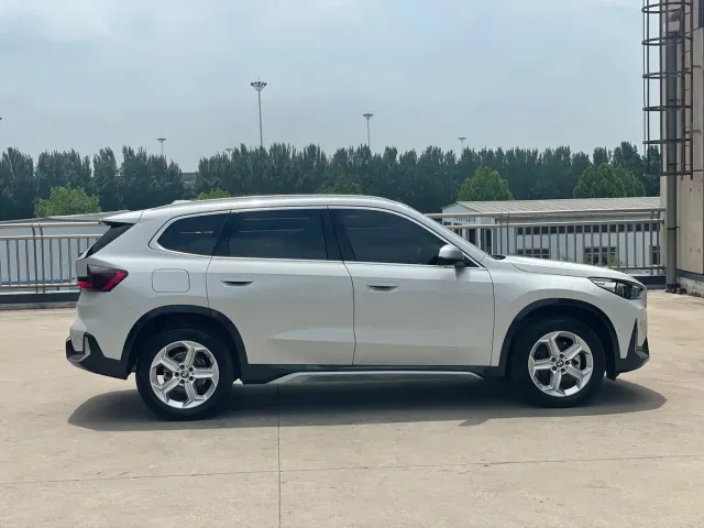 BMW X1 — Фото автомобиля 7