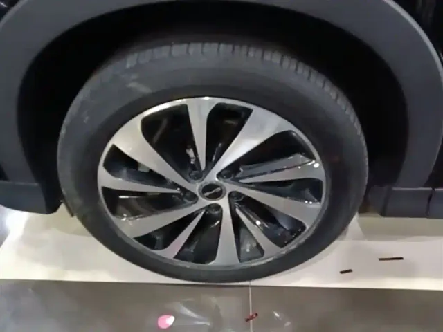 BYD Song PLUS — Фото автомобиля 22