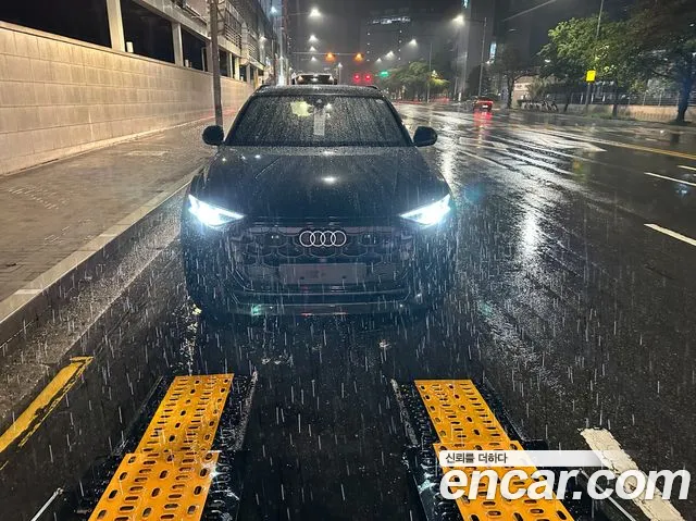 Audi Q8 4M — Фото автомобиля 3