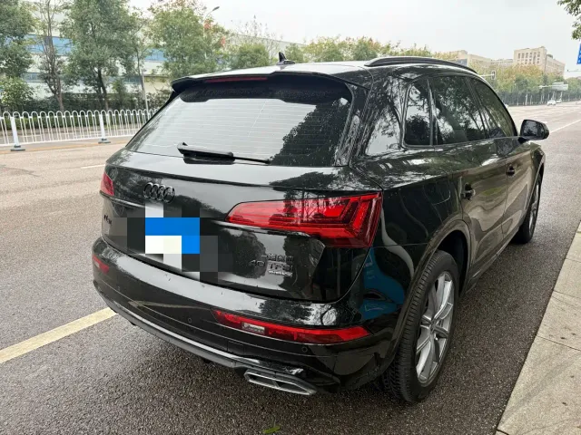 Audi Q5L — Фото автомобиля 9