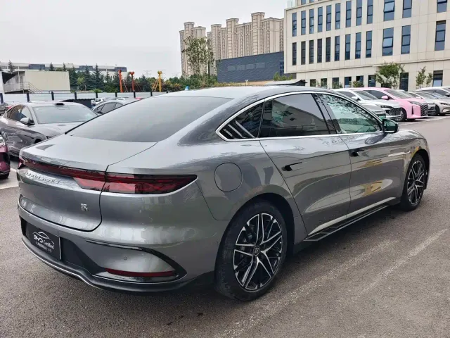 BYD Han — Фото автомобиля 9