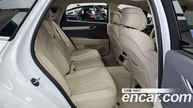 Genesis G80 Бензин 2.5 турбо 2WD — Фото автомобиля 11