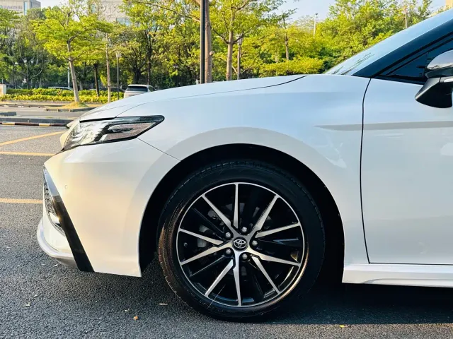Toyota Camry — Фото автомобиля 8