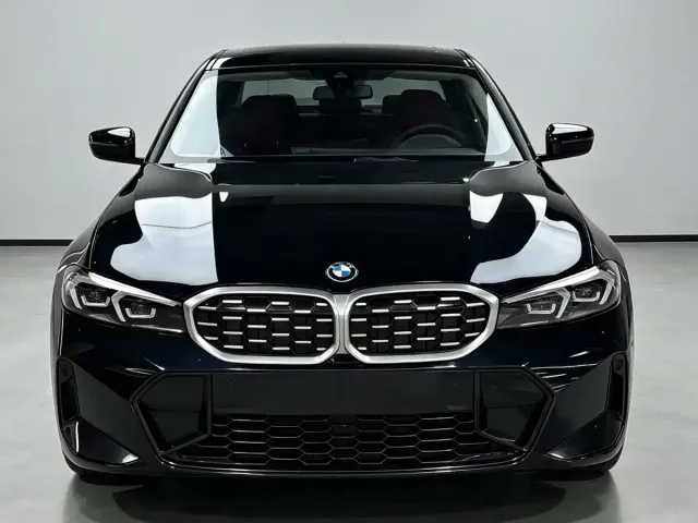 BMW 3 Series — Фото автомобиля 2