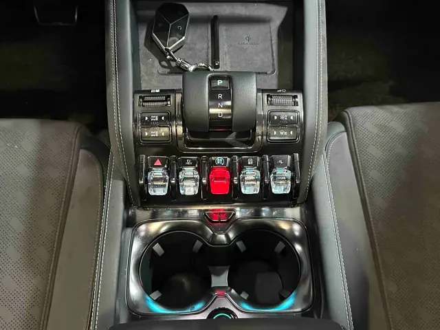 BYD FangChengBao Leopard 5 — Фото автомобиля 15
