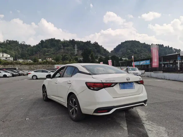 Nissan Sylphy — Фото автомобиля 9