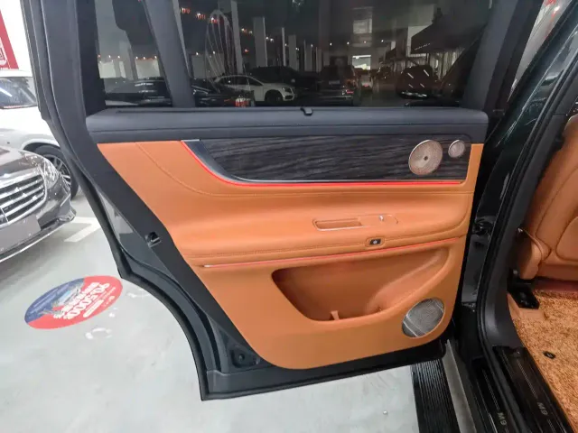 AITO Wenjie AITO M9 2024 Range Extender Max Edition 42kWh 6-seater — Фото автомобиля 15