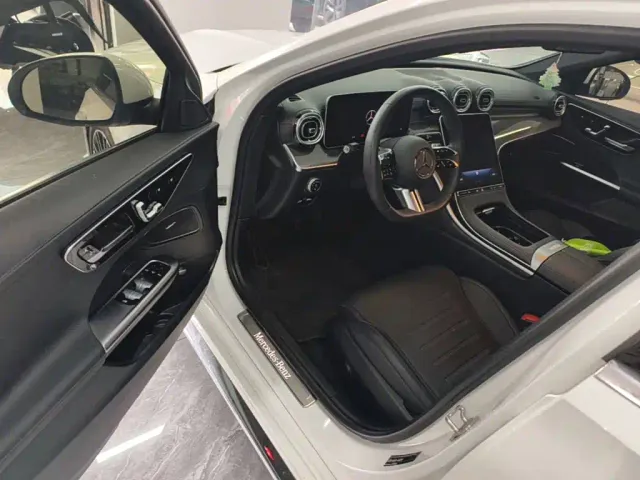 Mercedes-Benz C-Class — Фото автомобиля 15