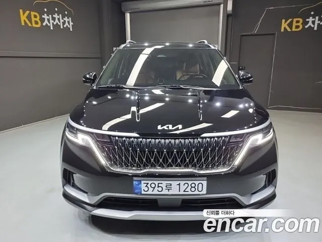 Фотография автомобиля — Kia Carnival 4th Gen