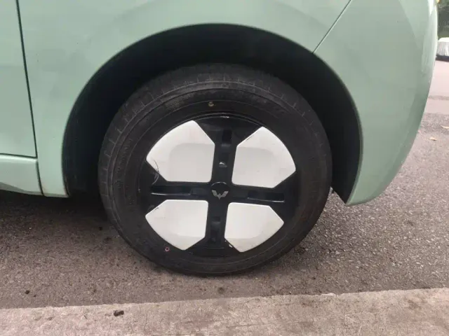 Wuling Hongguang Mini EV — Фото автомобиля 25
