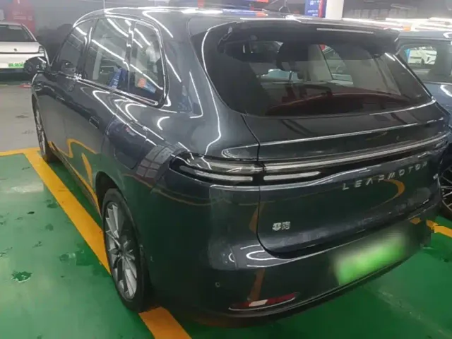 Leapmotor C10 — Фото автомобиля 4