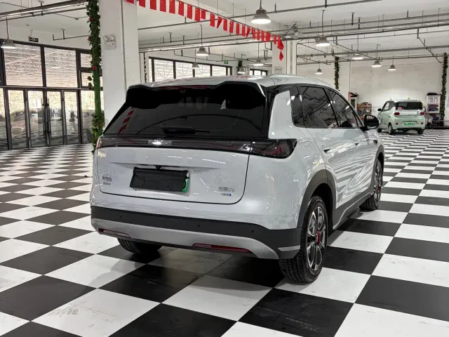 BYD Seal 05 DM-i — Фото автомобиля 4
