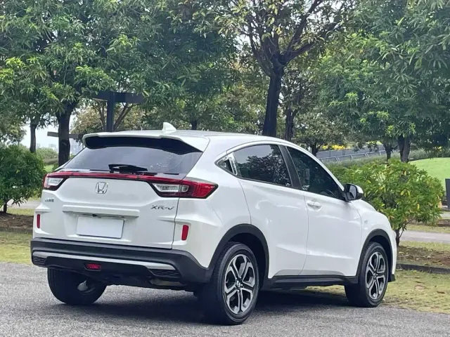 Honda XR-V — Фото автомобиля 6