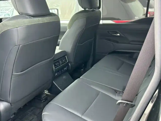 Lexus GX — Фото автомобиля 3