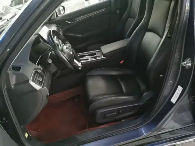 Honda Accord — Фото автомобиля 14