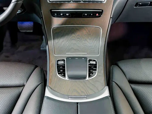 Mercedes-Benz GLC-Class — Фото автомобиля 12