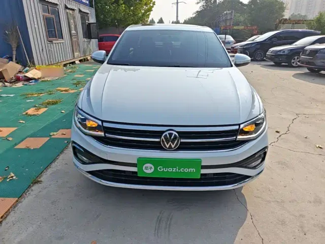 Volkswagen Bora — Фото автомобиля 2
