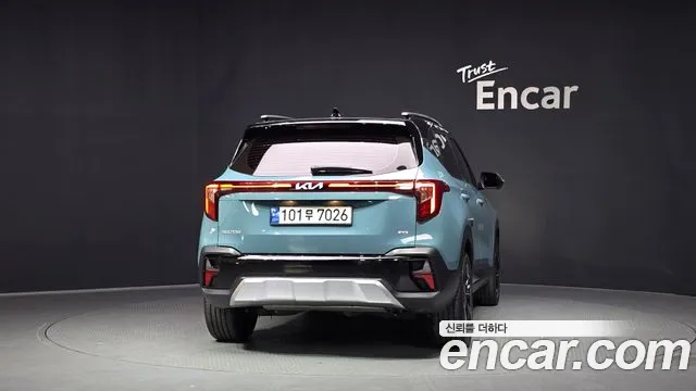 Kia Seltos — Фото автомобиля 3