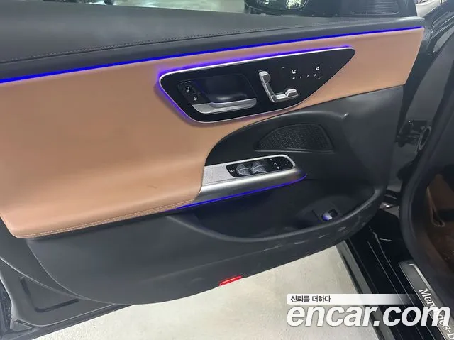 Mercedes-Benz E-Class — Фото автомобиля 15