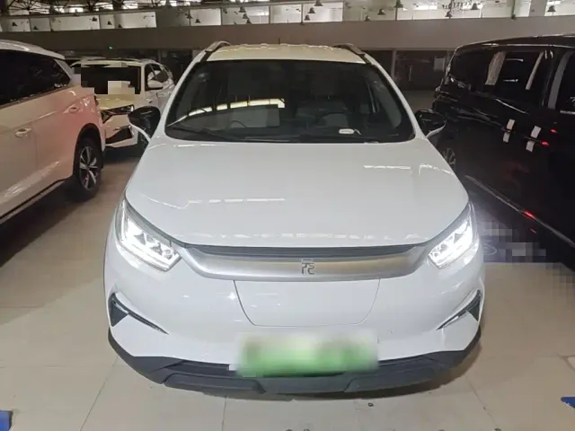 BYD Yuan Pro — Фото автомобиля 2