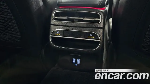 Genesis GV70 2.5T Бензин AWD — Фото автомобиля 25