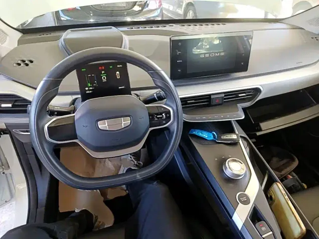 Geely Geometry A — Фото автомобиля 9