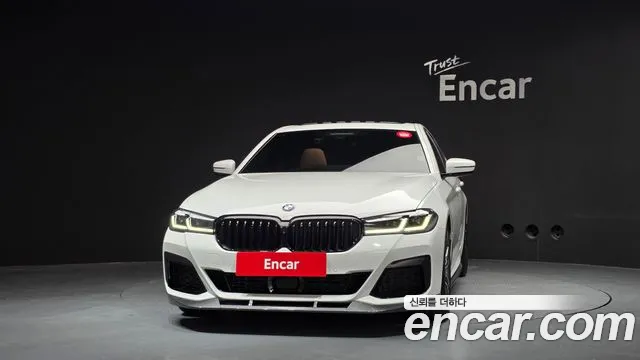 BMW 5 Series G30 — Фото автомобиля 3