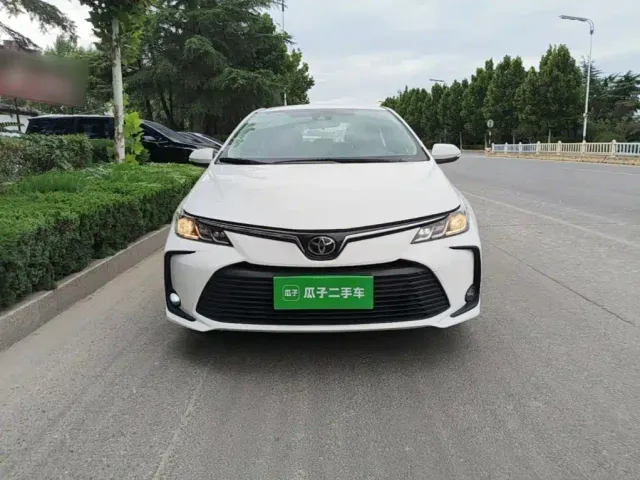 Toyota Corolla — Фото автомобиля 2