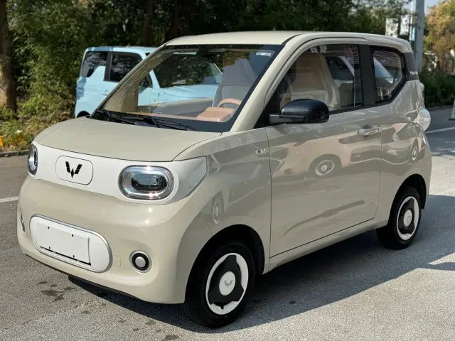 Фотография автомобиля — Wuling Hongguang Mini EV
