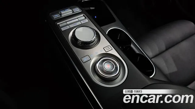 Genesis GV70 2.2 Дизель 2WD — Фото автомобиля 9