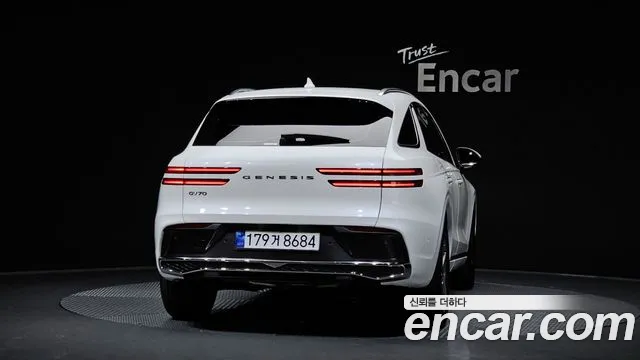 Genesis GV70 — Фото автомобиля 4