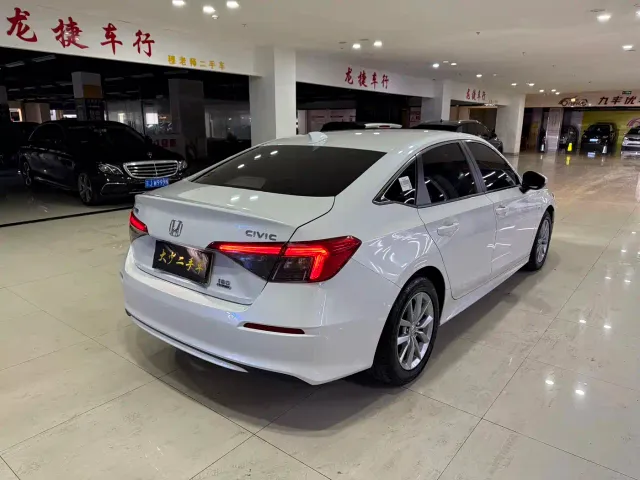 Honda Civic — Фото автомобиля 4