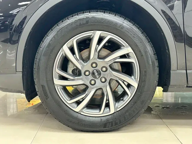 Lincoln Corsair — Фото автомобиля 24