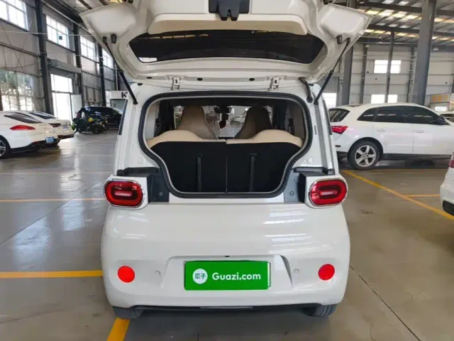 Wuling Hongguang Mini EV — Фото автомобиля 18